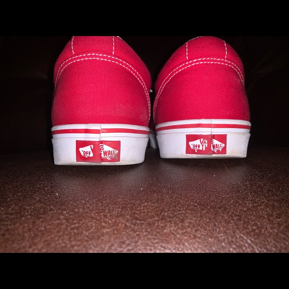 VANS - Picture 2 of 3